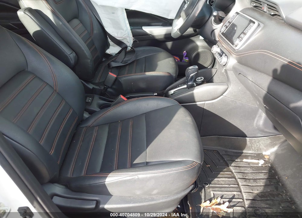 2019 NISSAN KICKS SR VIN: 3N1CP5CU4KL540187
