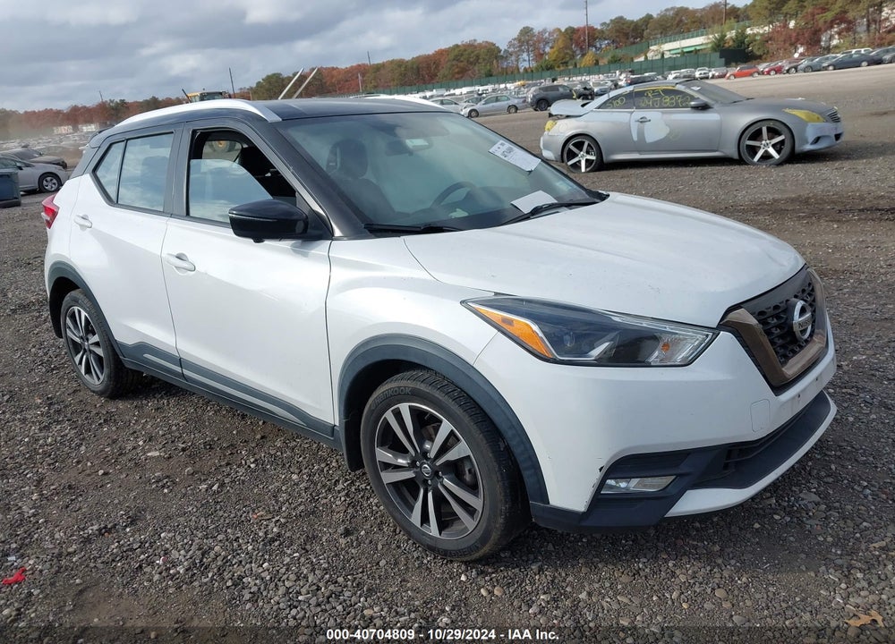 2019 NISSAN KICKS SR VIN: 3N1CP5CU4KL540187