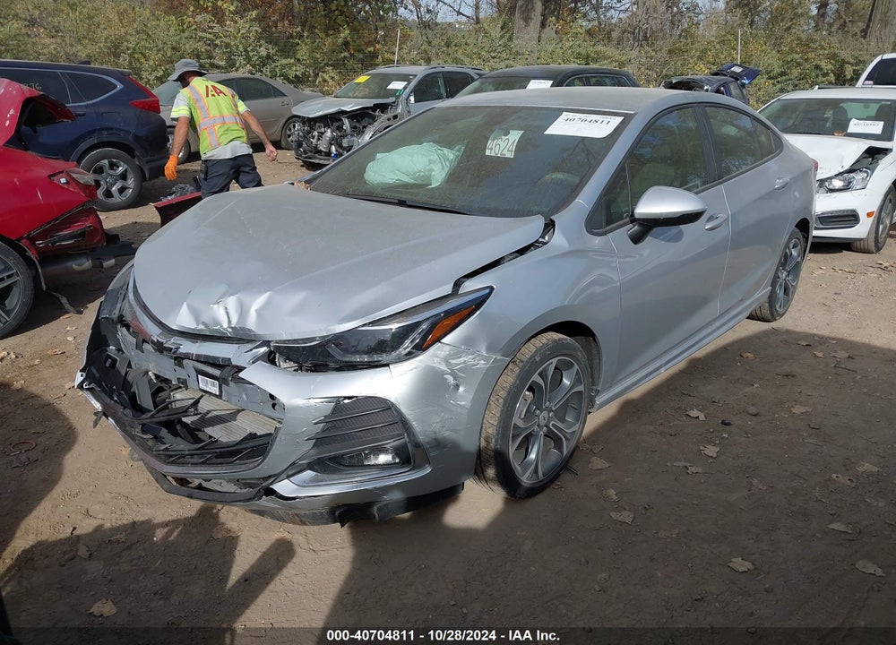 2019 CHEVROLET CRUZE VIN: 1G1BE5SM8K7101927