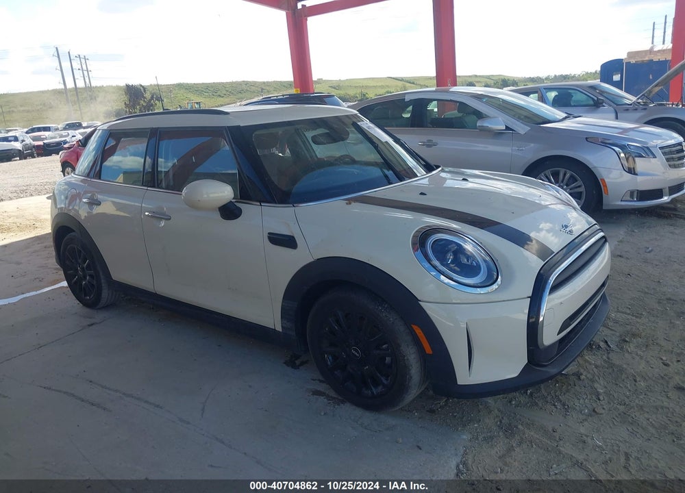 2023 MINI HARDTOP COOPER VIN: WMW33DK02P2T57667