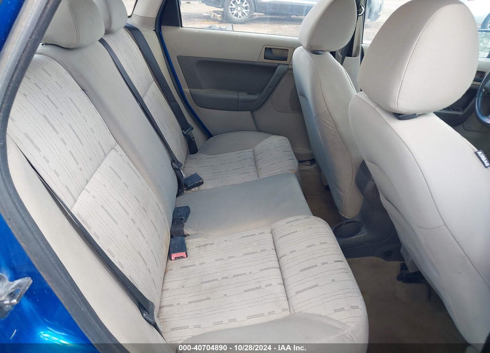 2010 FORD FOCUS SE VIN: 1FAHP3FN5AW193463