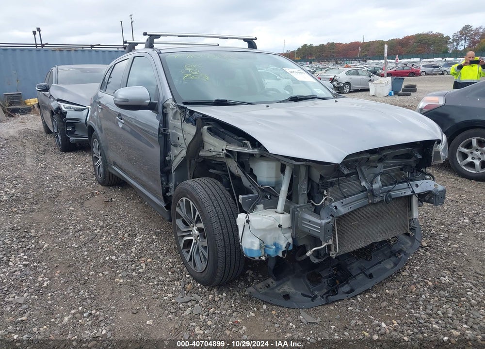 2018 MITSUBISHI OUTLANDER SPORT 2.0 ES/2.0 LE VIN: JA4AP3AU6JU024374
