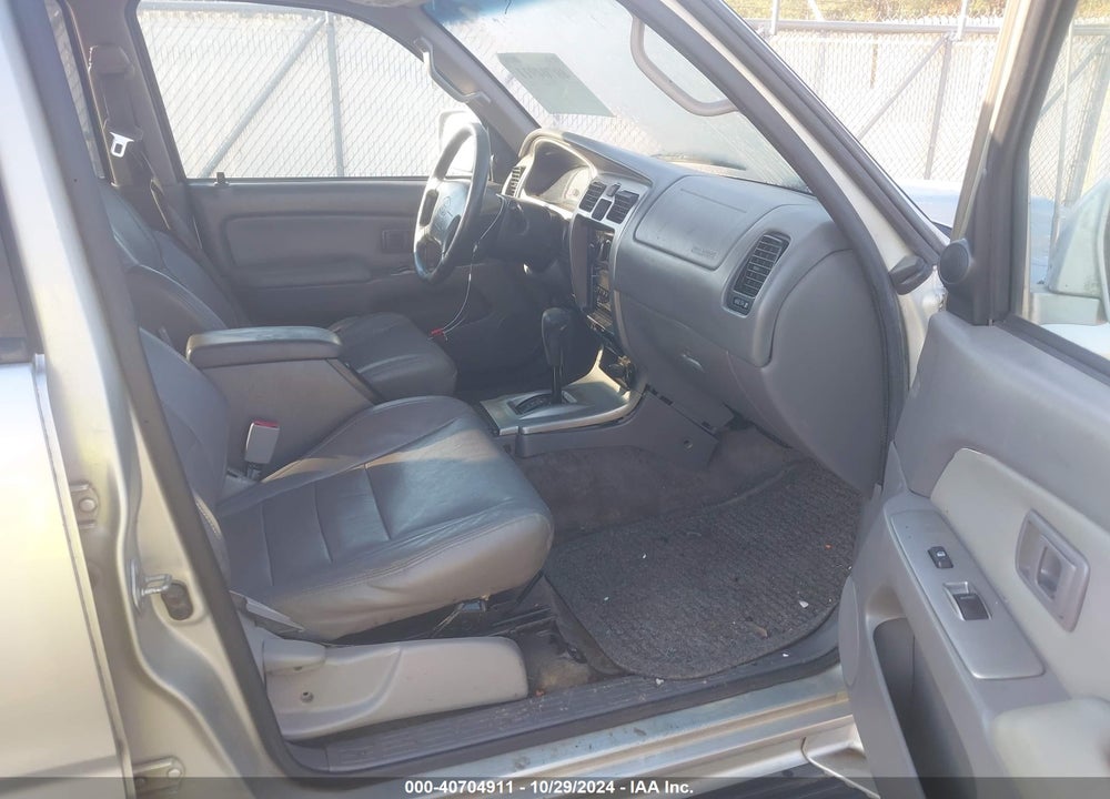 2001 TOYOTA 4RUNNER SR5 VIN: JT3GN86R810199034