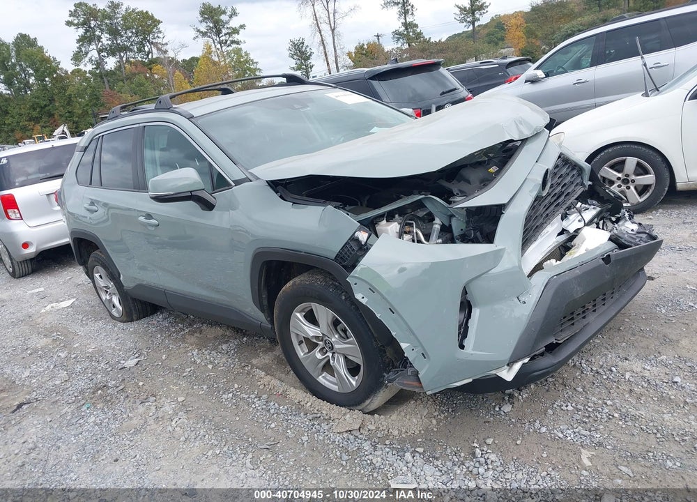 2020 TOYOTA RAV4 XLE VIN: 2T3W1RFV4LC057611
