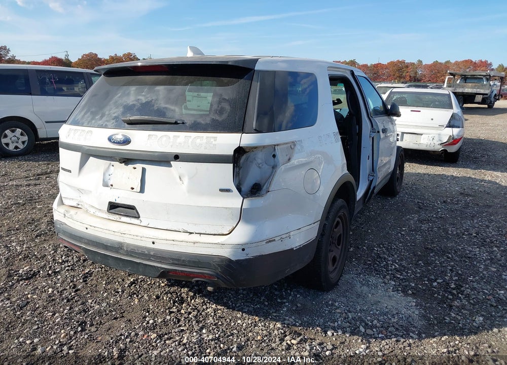 2016 FORD UTILITY POLICE INTERCEPTOR VIN: 1FM5K8AR5GGC37110
