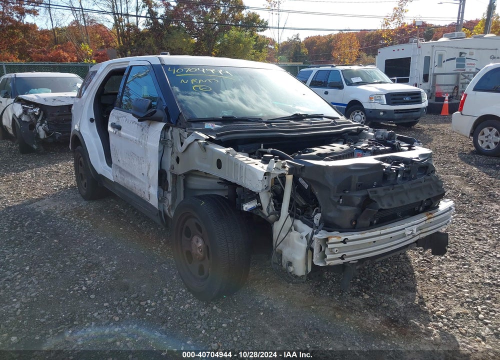 2016 FORD UTILITY POLICE INTERCEPTOR VIN: 1FM5K8AR5GGC37110