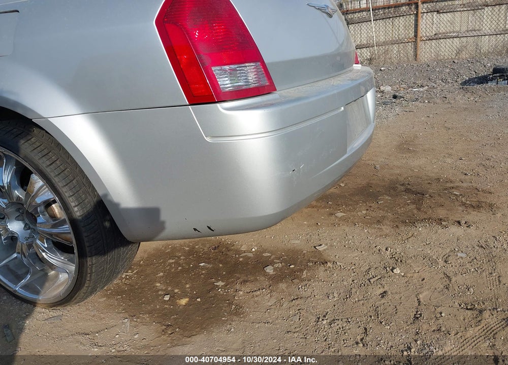 2006 CHRYSLER 300 VIN: 2C3KA43R56H243853