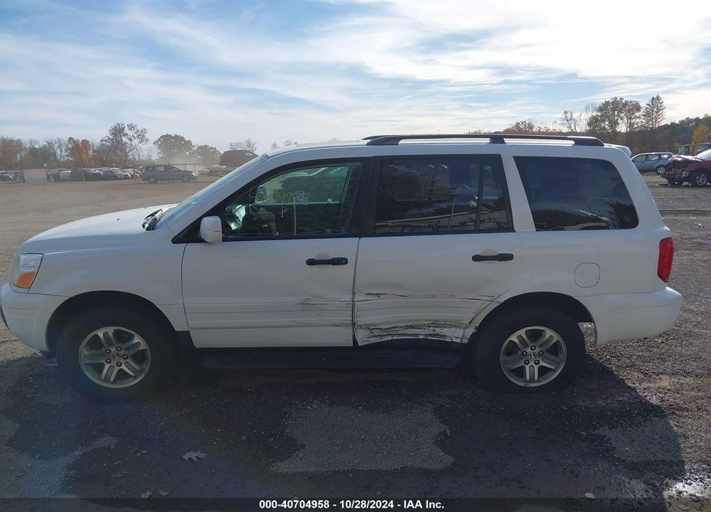 2005 HONDA PILOT EX-L VIN: 5FNYF18555B038226