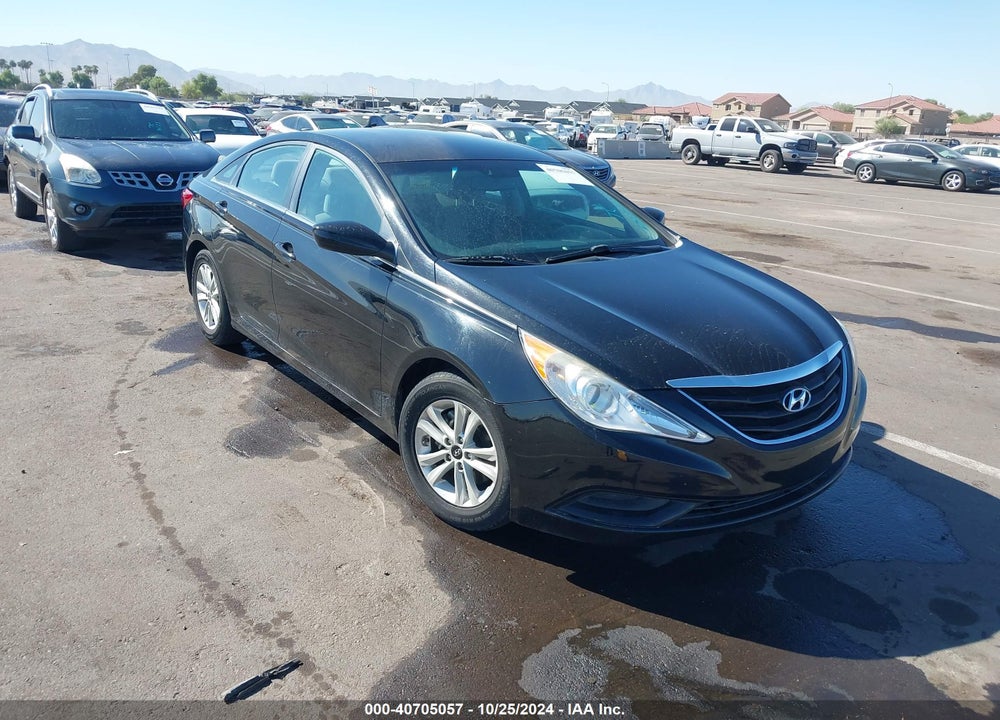 2013 HYUNDAI SONATA GLS VIN: 5NPEB4AC4DH716456