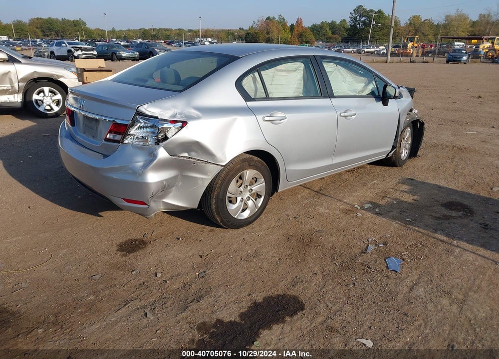 2015 HONDA CIVIC LX VIN: 2HGFB2F59FH526572