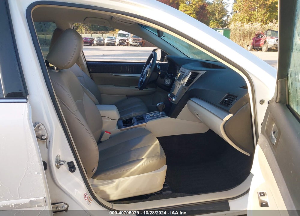 2014 SUBARU OUTBACK 2.5I PREMIUM VIN: 4S4BRCCC2E3254400