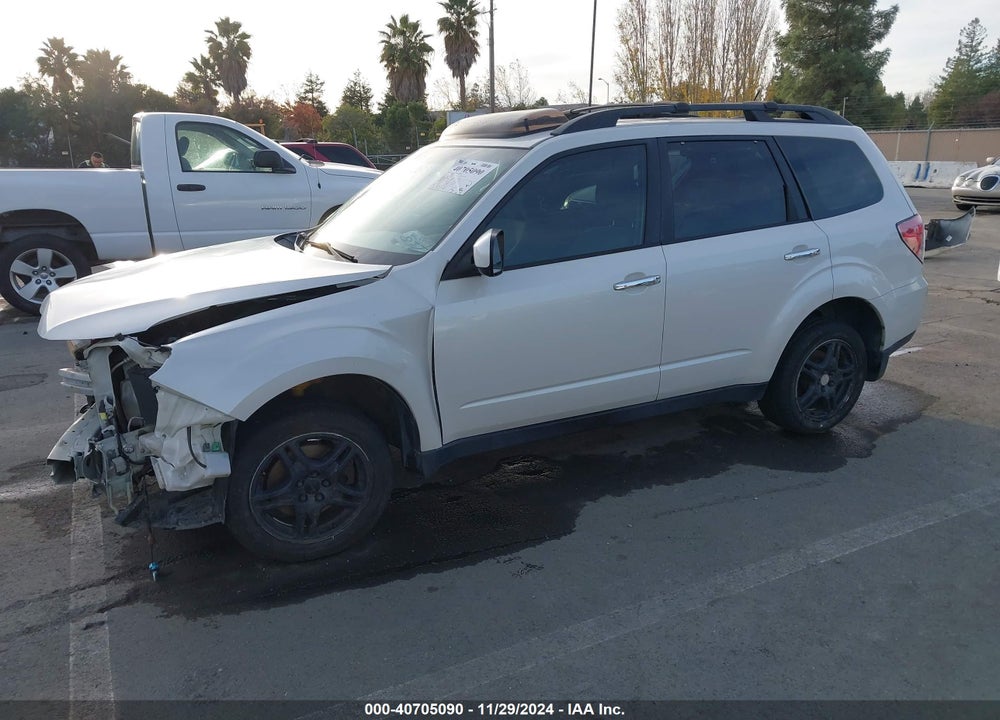 2013 SUBARU FORESTER 2.5X PREMIUM VIN: JF2SHADC7DG419554