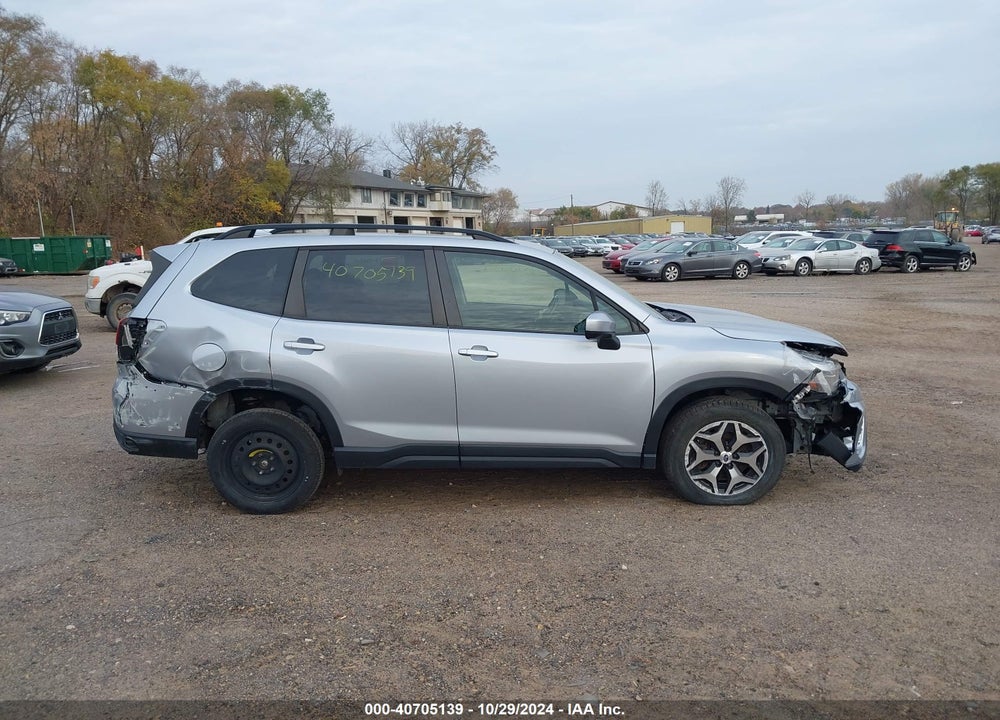 2019 SUBARU FORESTER PREMIUM VIN: JF2SKAEC5KH517540