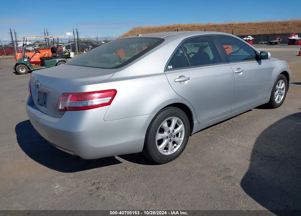 2011 TOYOTA CAMRY LE VIN: 4T1BF3EK3BU772017