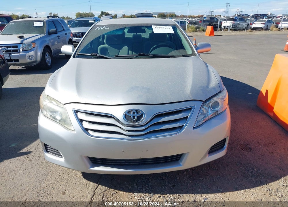 2011 TOYOTA CAMRY LE VIN: 4T1BF3EK3BU772017