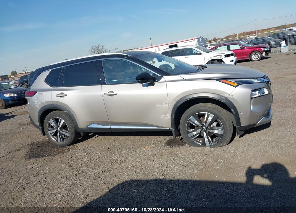 2022 NISSAN ROGUE PLATINUM INTELLIGENT AWD VIN: JN8BT3DD2NW270158