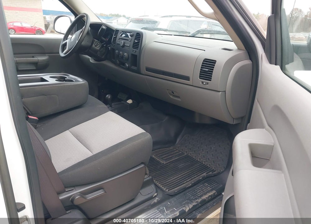 2008 CHEVROLET SILVERADO 1500 WORK TRUCK VIN: 2GCEK19C981169825