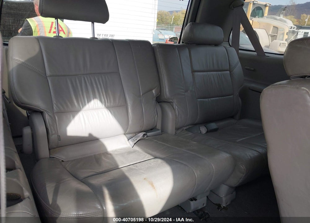 2004 TOYOTA SEQUOIA VIN: 5TDZT34A24S235960