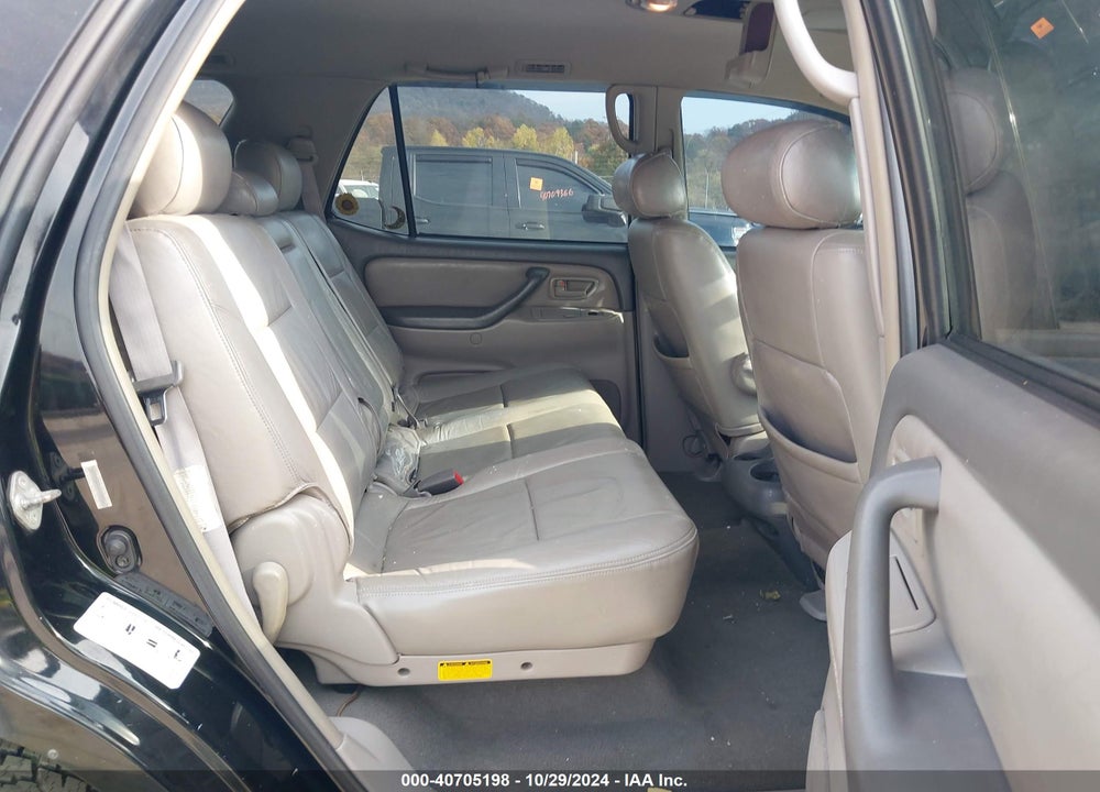 2004 TOYOTA SEQUOIA VIN: 5TDZT34A24S235960