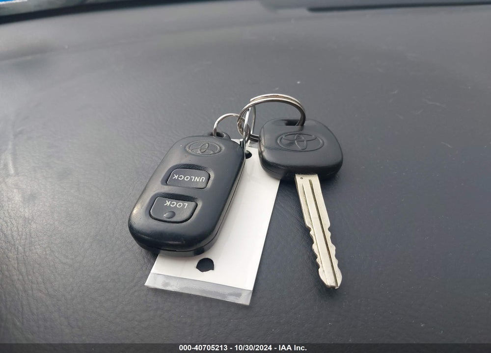 2006 TOYOTA COROLLA S VIN: 2T1BR30E76C677010