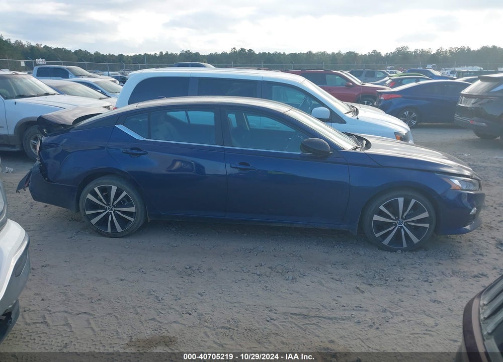 2022 NISSAN ALTIMA SR FWD VIN: 1N4BL4CV7NN378881