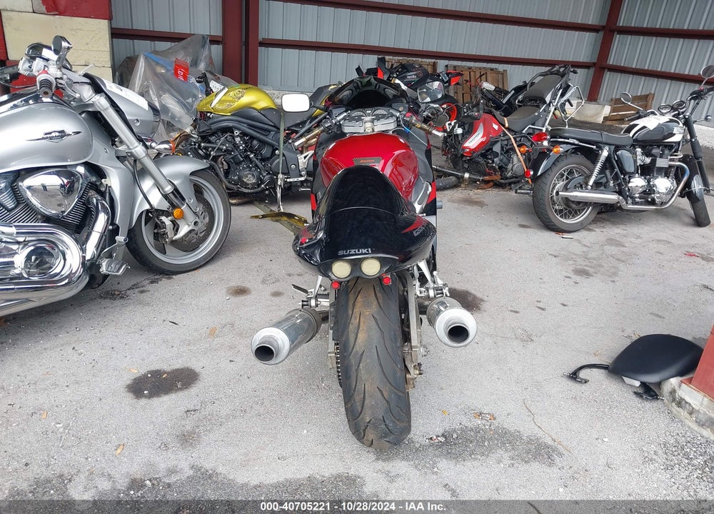 2006 SUZUKI GSX1300 R VIN: JS1GW71A662100110