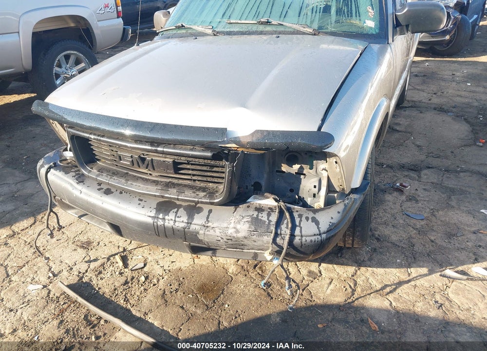 1999 GMC SONOMA SLS VIN: 1GTCS1441X8531598
