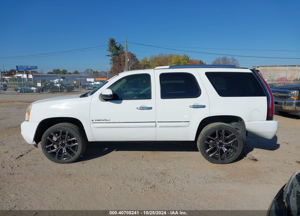 2007 GMC YUKON DENALI VIN: 1GKFK63877J273096