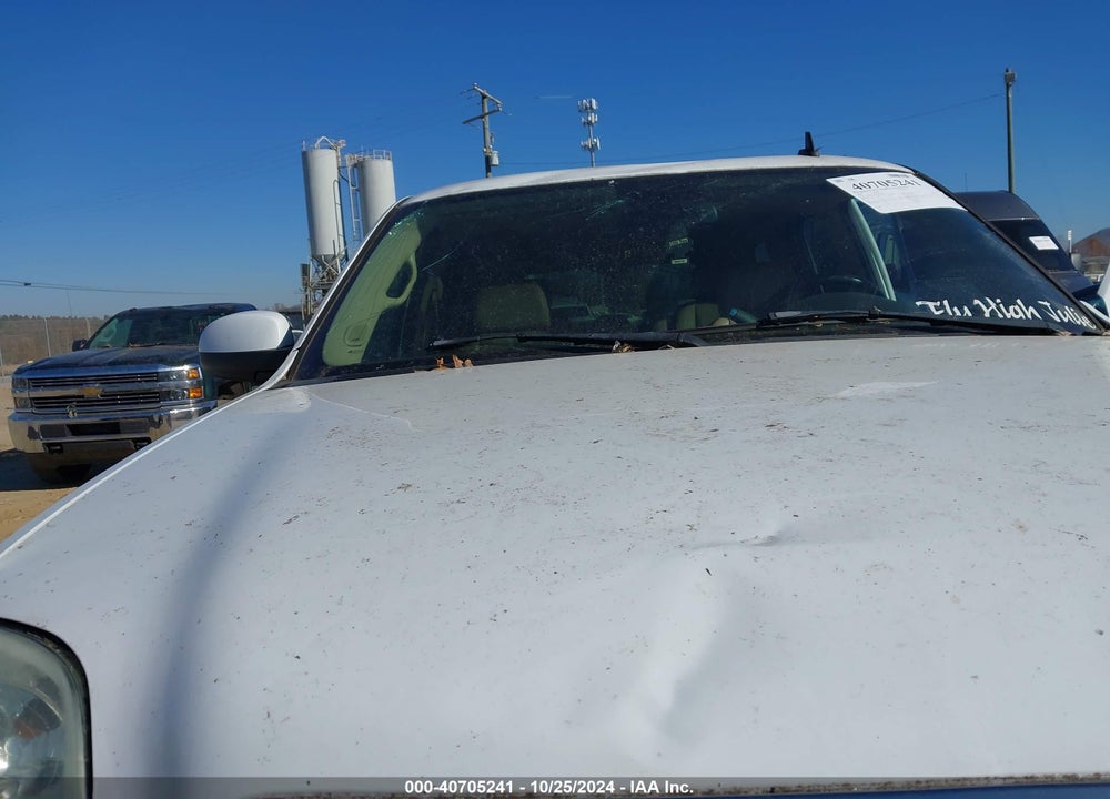 2007 GMC YUKON DENALI VIN: 1GKFK63877J273096