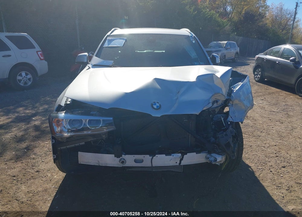 2016 BMW X3 XDRIVE28I VIN: 5UXWX9C51G0D94556