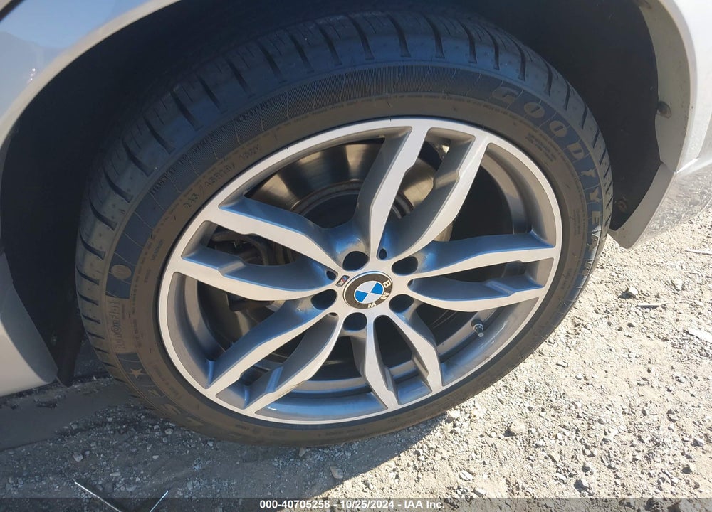 2016 BMW X3 XDRIVE28I VIN: 5UXWX9C51G0D94556