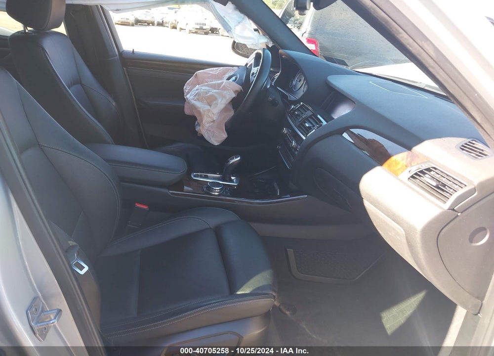 2016 BMW X3 XDRIVE28I VIN: 5UXWX9C51G0D94556