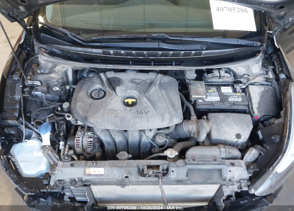 2015 HYUNDAI ELANTRA SE VIN: 5NPDH4AE7FH588180