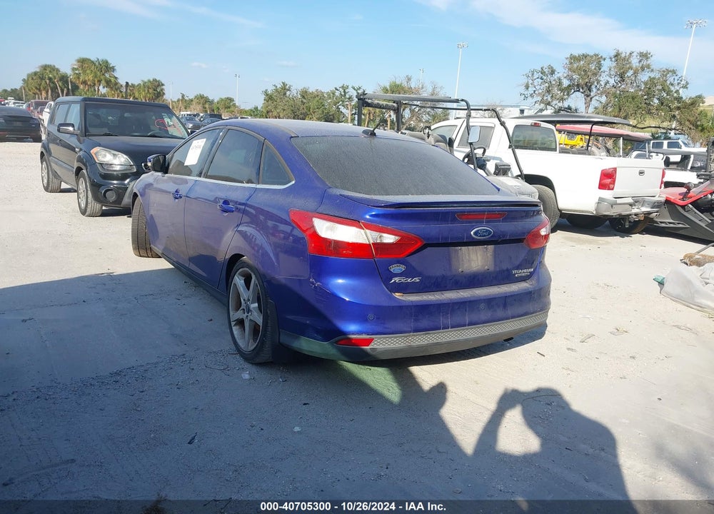 2014 FORD FOCUS TITANIUM VIN: 1FADP3J28EL127122