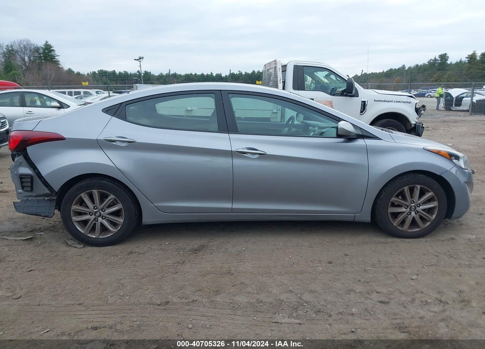 2016 HYUNDAI ELANTRA SE VIN: 5NPDH4AE4GH762949