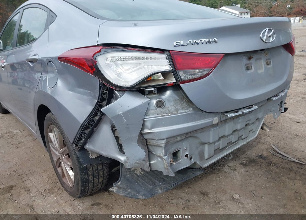 2016 HYUNDAI ELANTRA SE VIN: 5NPDH4AE4GH762949