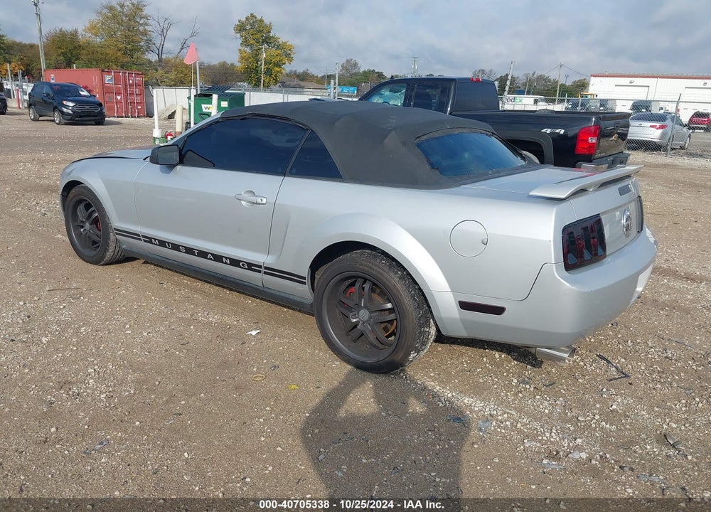 2005 FORD MUSTANG VIN: 1ZVFT84N655178122