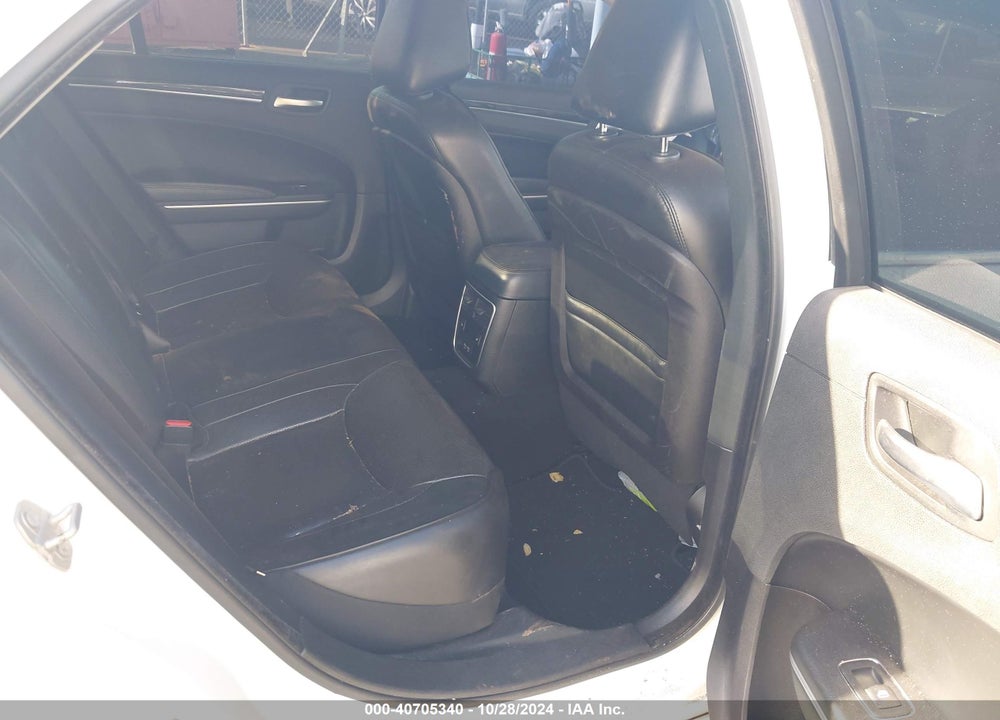 2019 CHRYSLER 300 VIN: 2C3CCAEG7KH697864