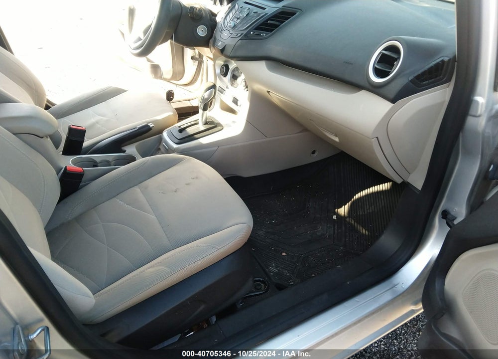 2019 FORD FIESTA SE VIN: 3FADP4BJ1KM153387