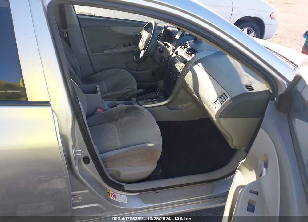 2009 TOYOTA COROLLA LE VIN: JTDBL40E59J012736
