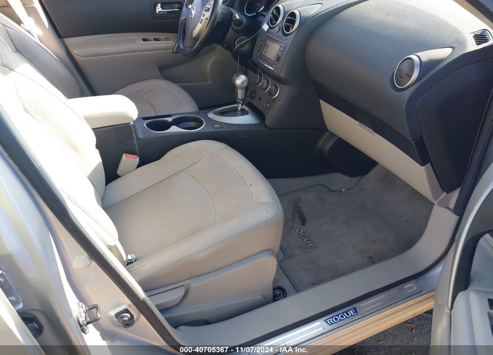 2013 NISSAN ROGUE SV W/SL PKG VIN: JN8AS5MV9DW635324