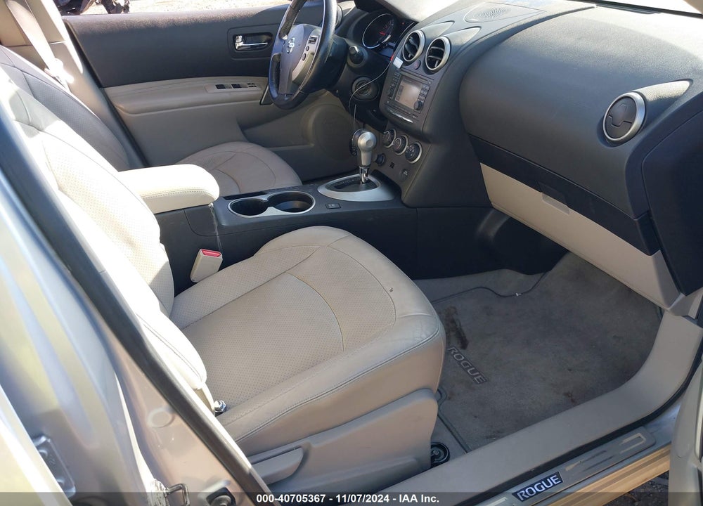 2013 NISSAN ROGUE SV W/SL PKG VIN: JN8AS5MV9DW635324