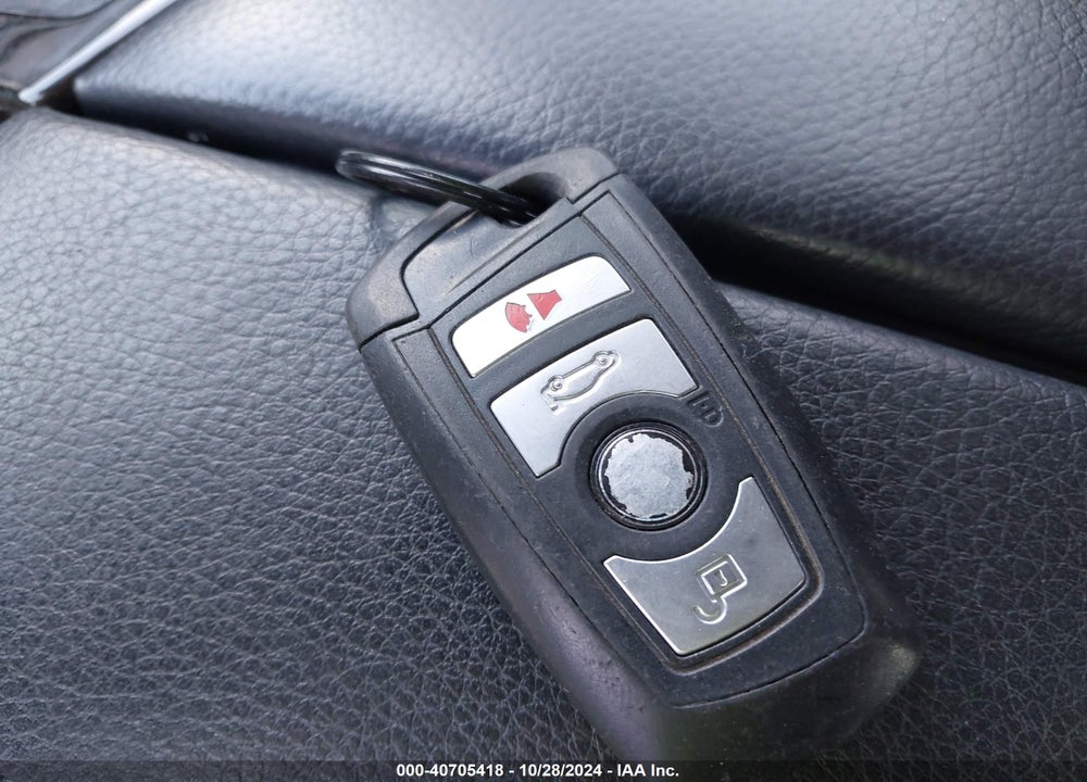 2013 BMW 528I VIN: WBAXG5C54DDY33424