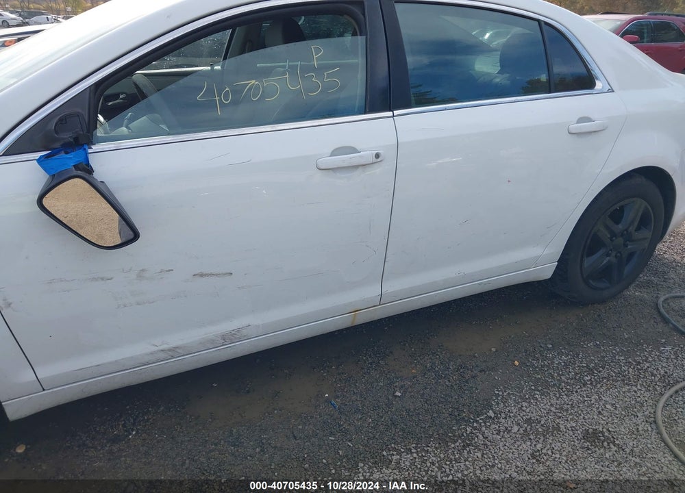 2011 CHEVROLET MALIBU LS VIN: 1G1ZB5E13BF376037