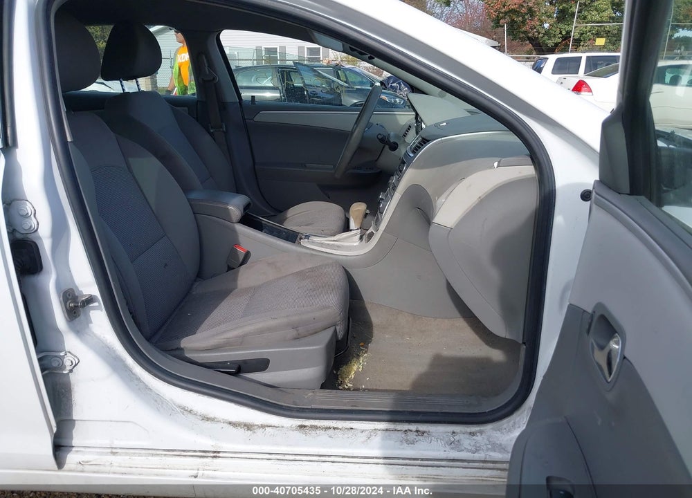 2011 CHEVROLET MALIBU LS VIN: 1G1ZB5E13BF376037