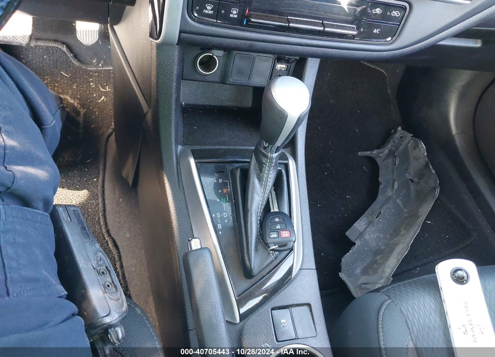 2019 TOYOTA COROLLA LE VIN: 5YFBURHE0KP910967