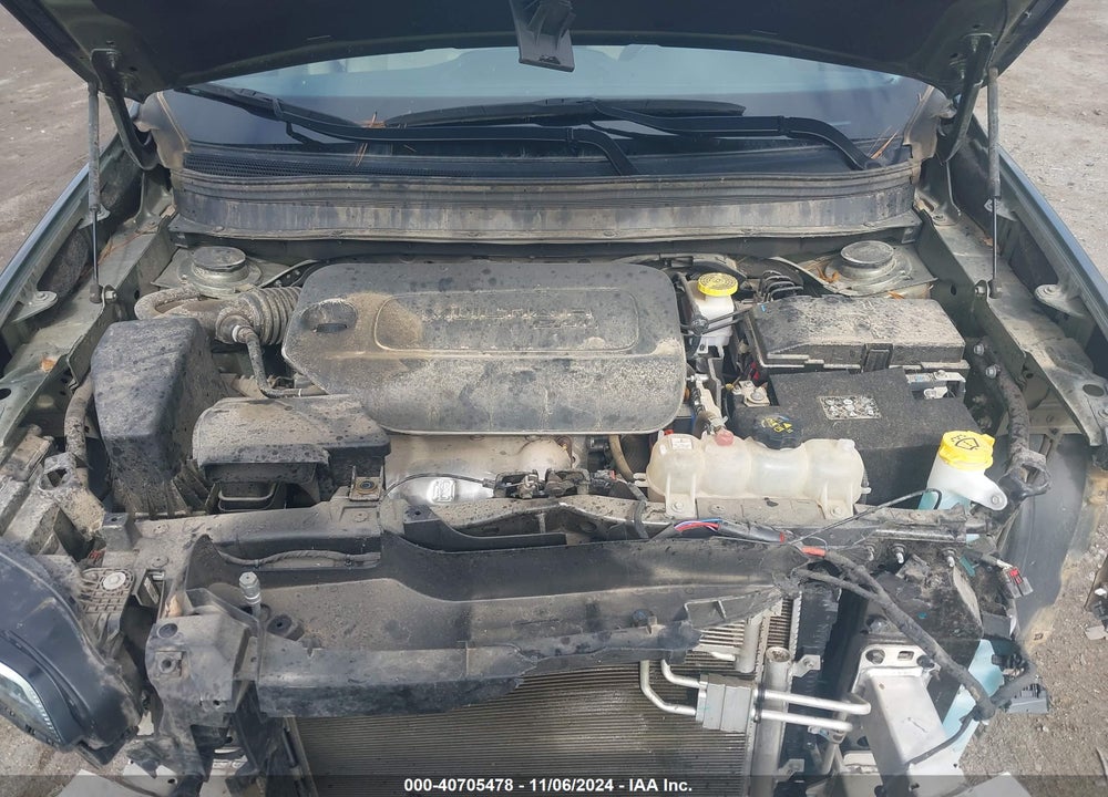 2020 JEEP CHEROKEE LATITUDE FWD VIN: 1C4PJLCB2LD639648