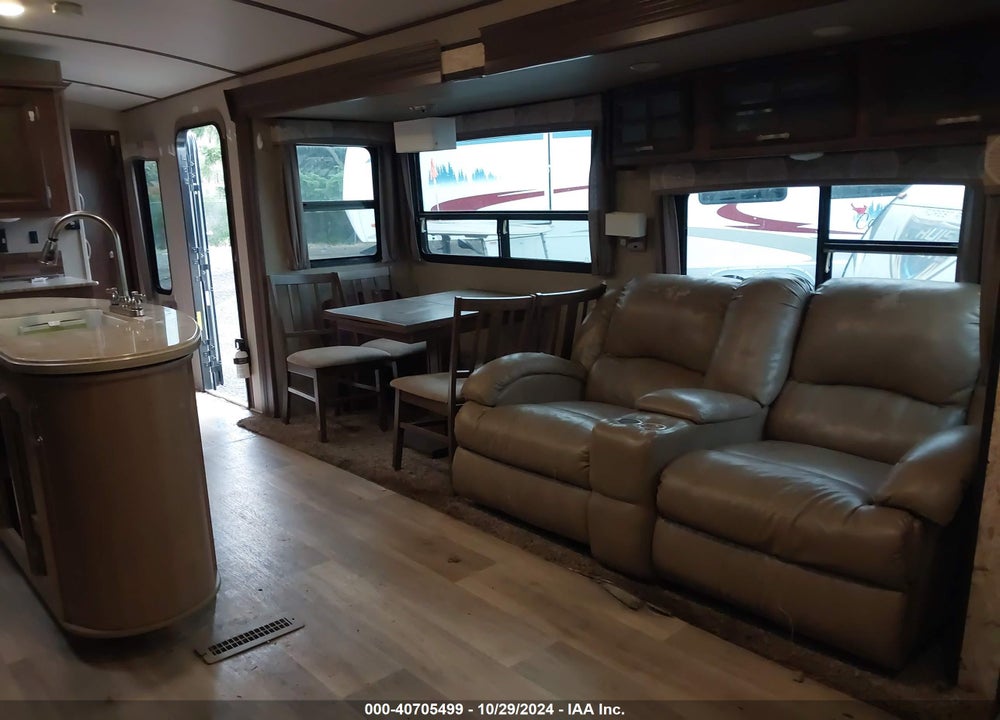 2017 KEYSTONE DENALI VIN: 4YDT32527HP940001