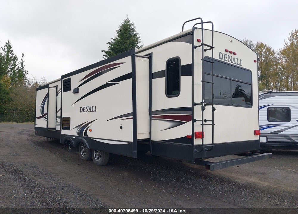 2017 KEYSTONE DENALI VIN: 4YDT32527HP940001