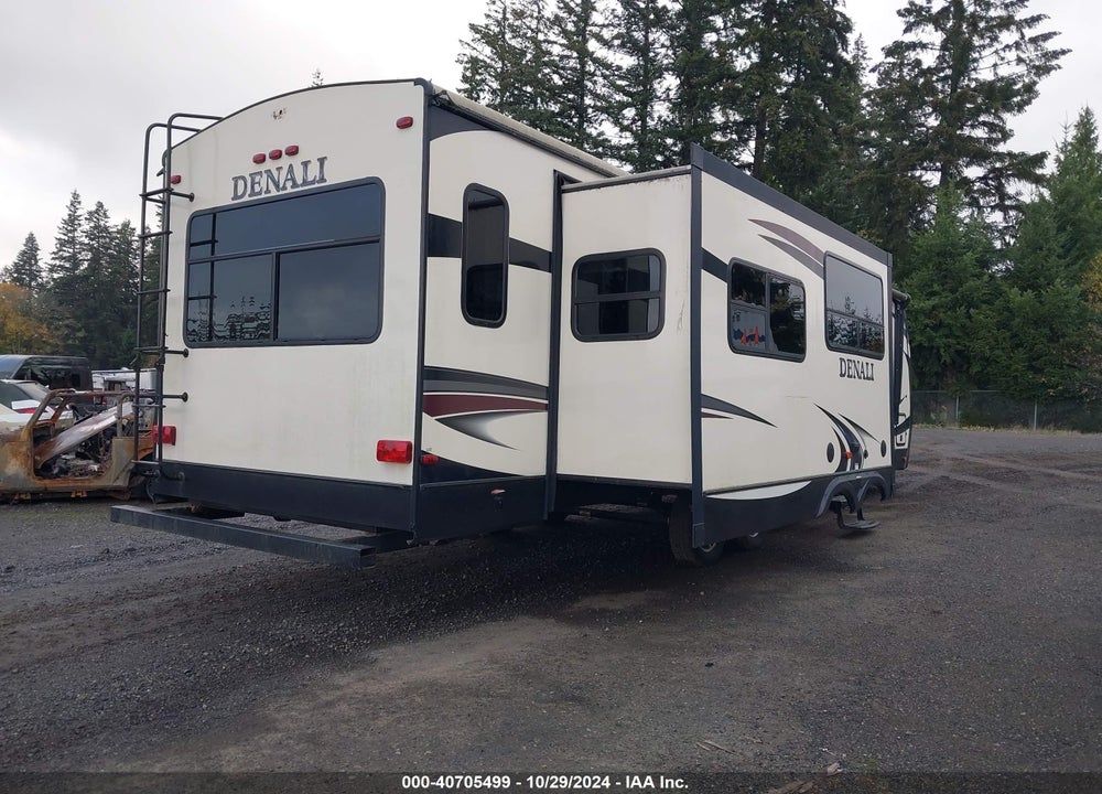 2017 KEYSTONE DENALI VIN: 4YDT32527HP940001